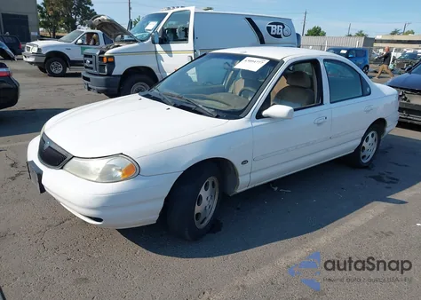 1999 Mercury Mystique Gs из США, поврежденный, VIN 1MEFM6530XK629758